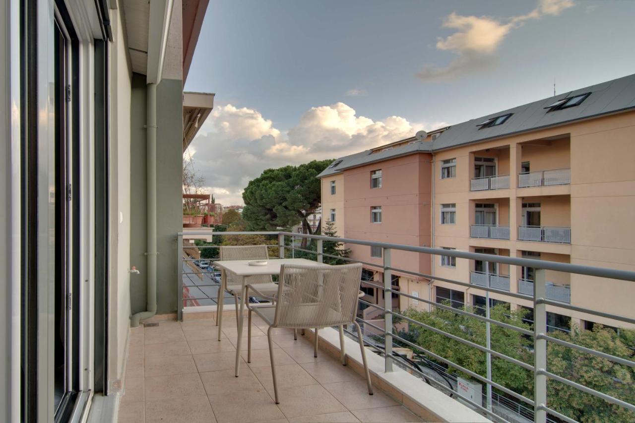All Seasons Luxury Suites1 Ioannina Bagian luar foto