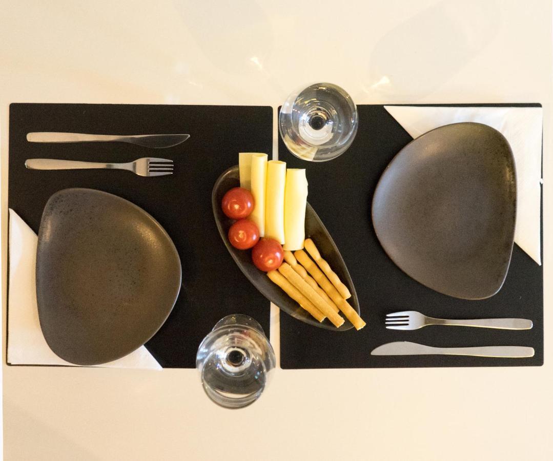 All Seasons Luxury Suites1 Ioannina Bagian luar foto